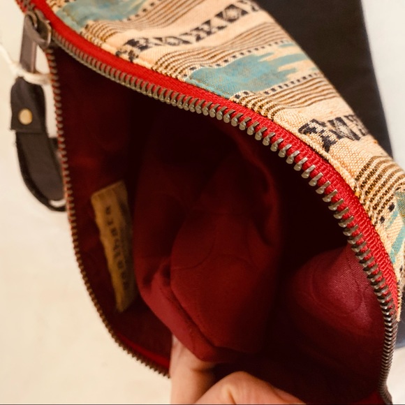 Vaalbara Clutch Nyri Leather in Tan and Turquoise size Large NWT - Picture 6 of 10